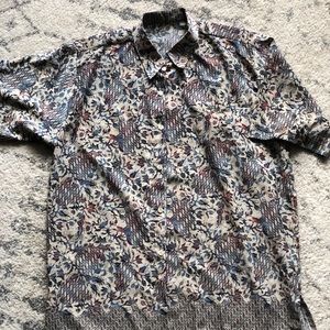 💐3/$25💐 Vintage Indonesian Batik Casual Shirt
